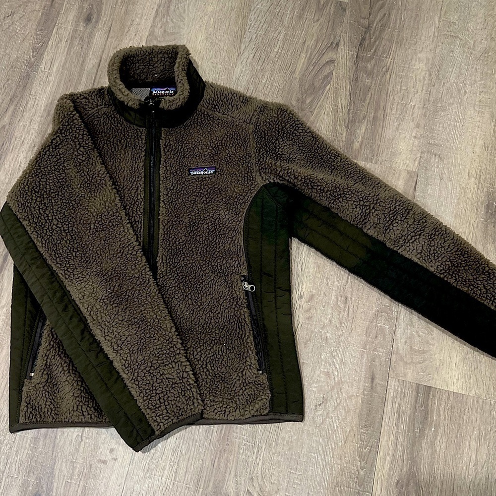 Patagonia Women’s Small Synchilla Full Zip Brown Sherpa Mid-weight coat jacket